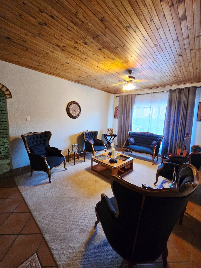 4 Bedroom Property for Sale in Flamwood North West